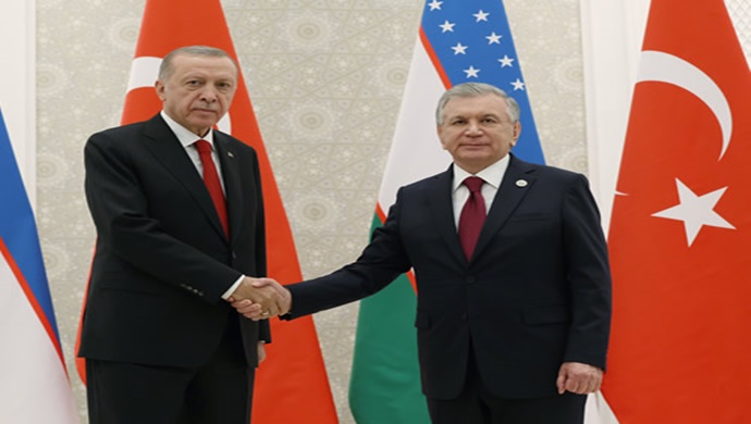 Cumhurbaşkanı Erdoğan, Özbekistan Cumhurbaşkanı Mirziyoyev ile görüştü