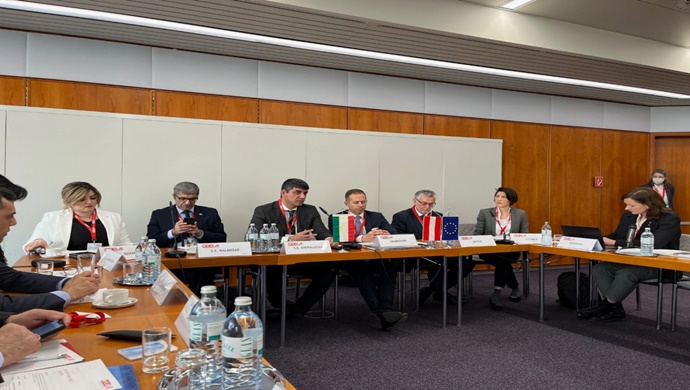 Round table on trade and economic cooperation between Tajikistan and Austria