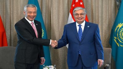 Глава государства провел встречу с третьим Премьер-министром, старшим министром Сингапура Ли Сянь Луном